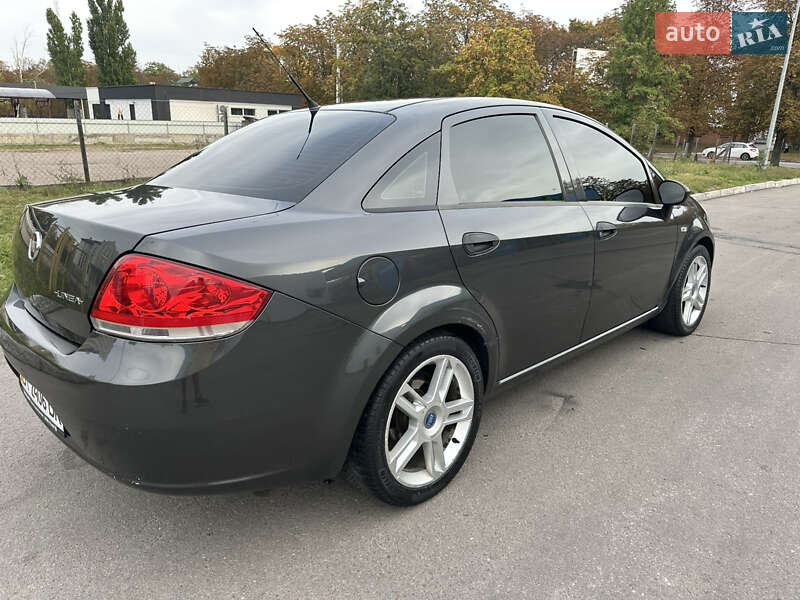 Седан Fiat Linea 2010 в Кременчуге