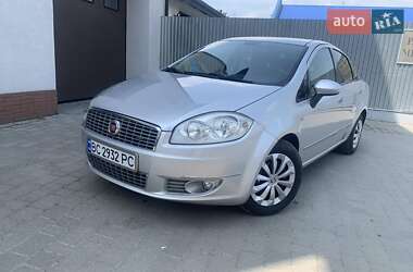 Седан Fiat Linea 2009 в 