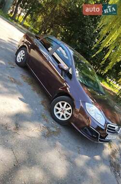 Седан Fiat Linea 2013 в Хмільнику