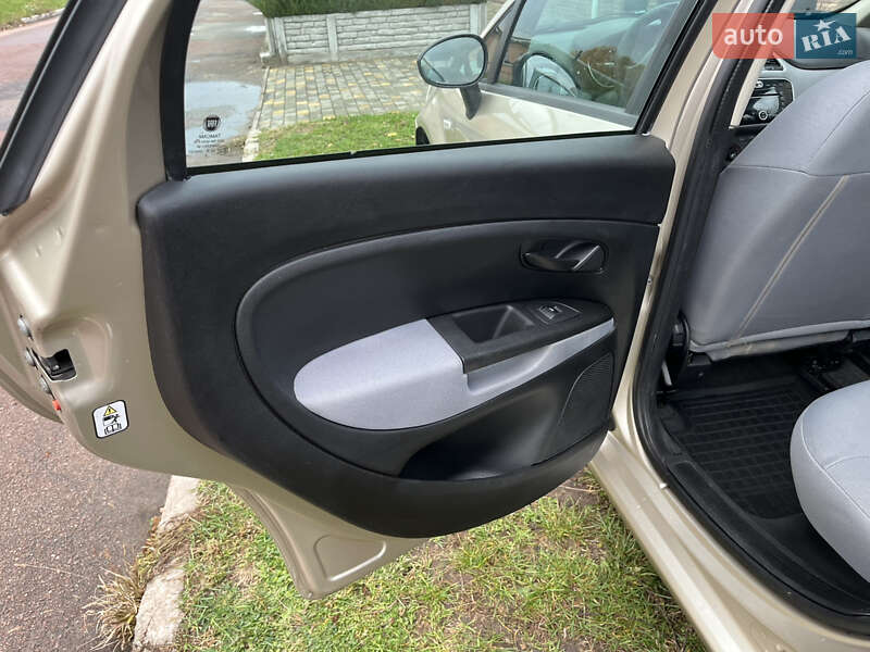 Седан Fiat Linea 2013 в Прилуках фото 9 Седан Fiat Linea 2013 в Прилуках