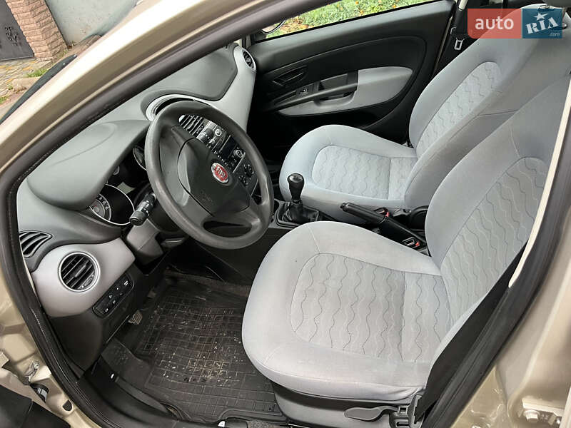 Седан Fiat Linea 2013 в Прилуках фото 6 Седан Fiat Linea 2013 в Прилуках