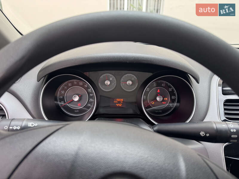 Седан Fiat Linea 2013 в Хмельницком фото 12 Седан Fiat Linea 2013 в Хмельницком