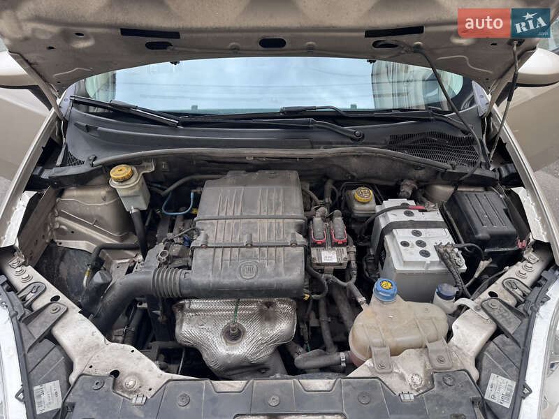 Седан Fiat Linea 2013 в Хмельницком фото 14 Седан Fiat Linea 2013 в Хмельницком