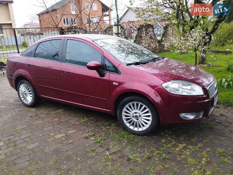 Седан Fiat Linea 2009 в Ужгороді