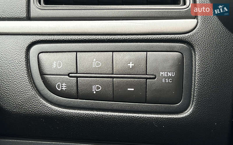 Седан Fiat Linea 2009 в Львові фото 16 Седан Fiat Linea 2009 в Львові