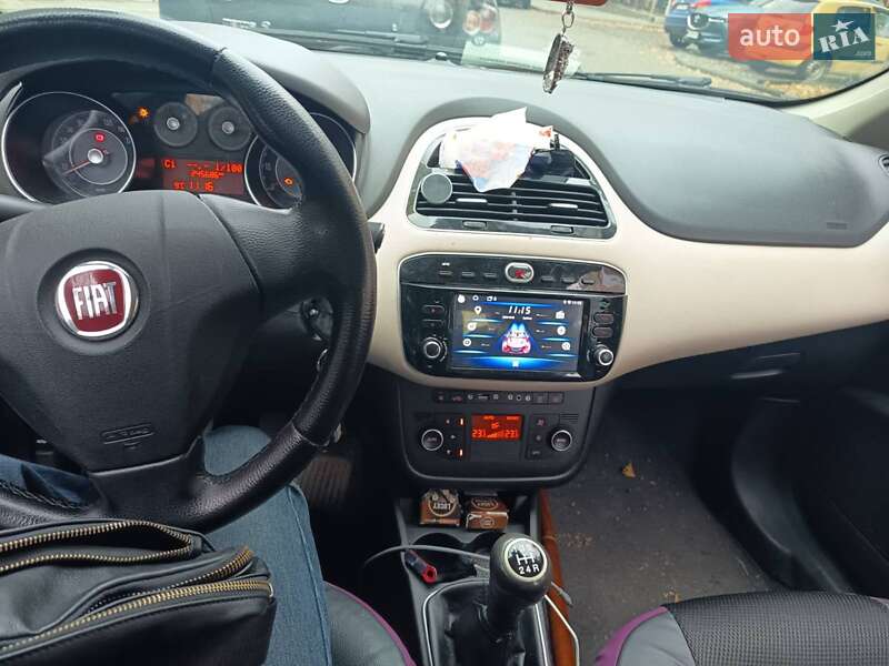 Седан Fiat Linea 2013 в Ірпені