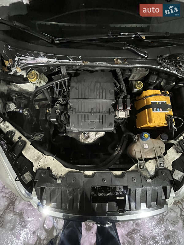 Седан Fiat Linea 2013 в Киеве фото 26 Седан Fiat Linea 2013 в Киеве