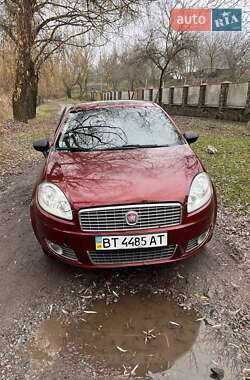 Седан Fiat Linea 2009 в Смілі