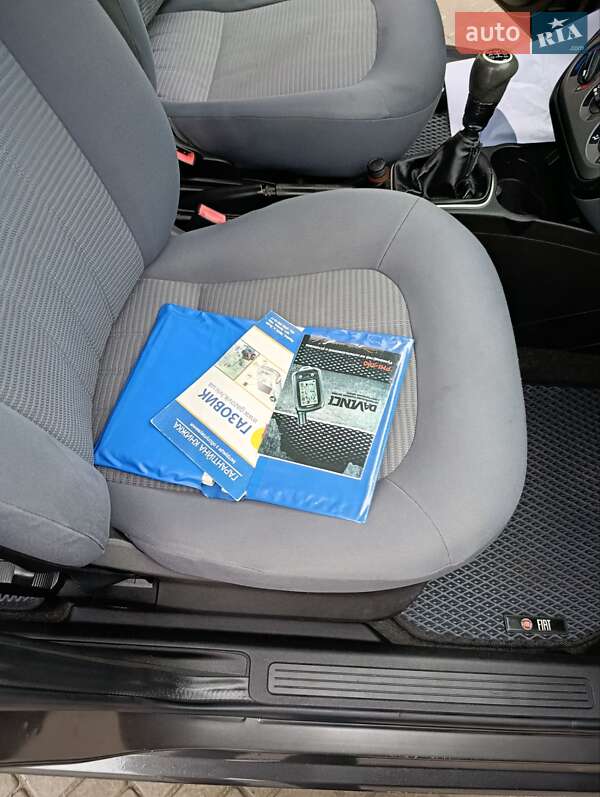 Седан Fiat Linea 2009 в Хмельнике