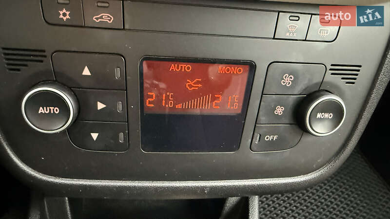 Седан Fiat Linea 2013 в Киеве