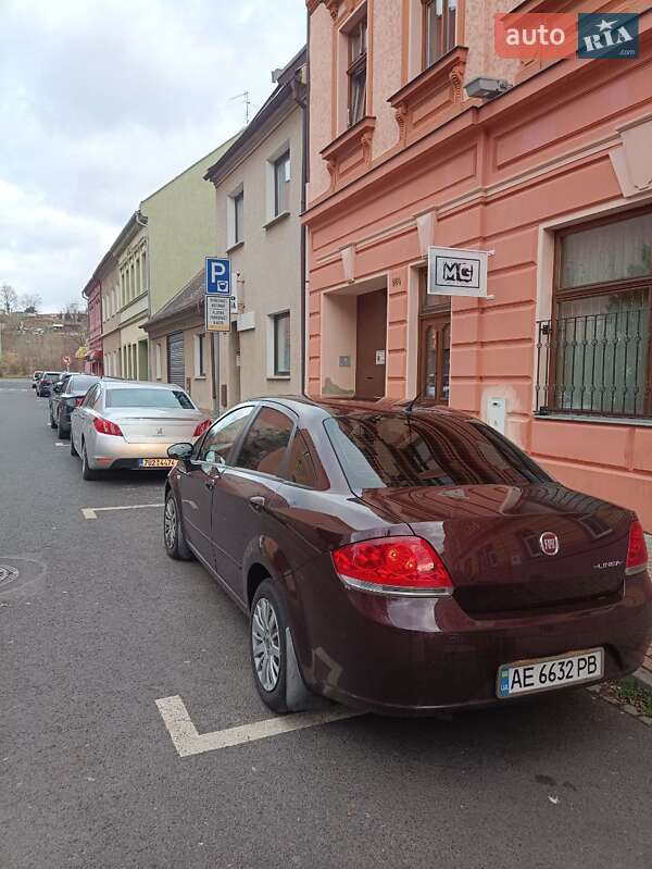 Седан Fiat Linea 2012 в Кривом Роге