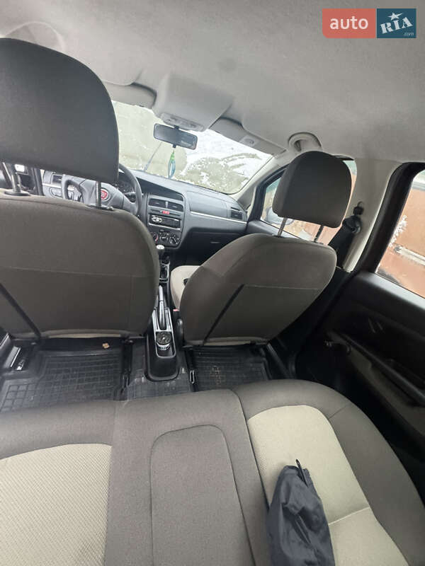 Седан Fiat Linea 2011 в Тернополе