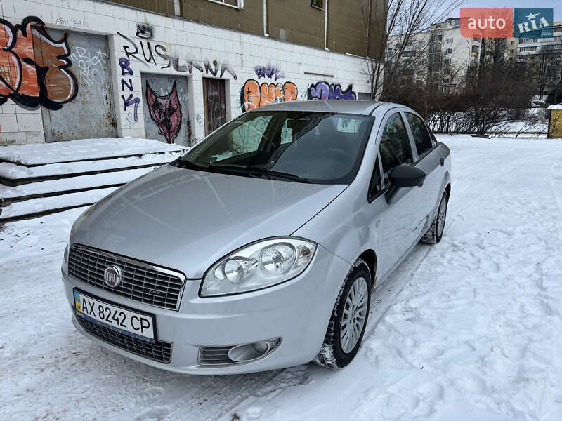 Седан Fiat Linea 2012 в Киеве