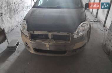 Седан Fiat Linea 2011 в Смеле