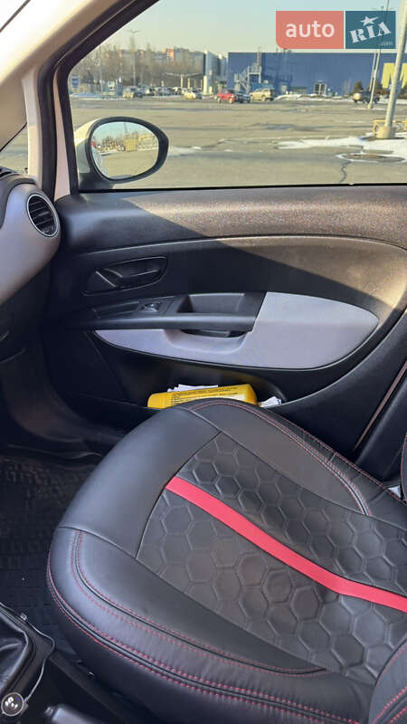 Седан Fiat Linea 2013 в Дніпрі фото 17 Седан Fiat Linea 2013 в Дніпрі