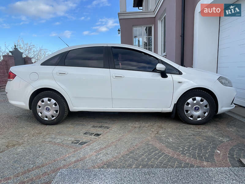 Седан Fiat Linea 2013 в Чернівцях фото 9 Седан Fiat Linea 2013 в Чернівцях