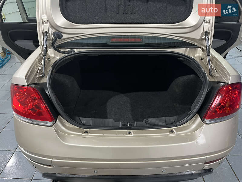 Седан Fiat Linea 2013 в Прилуках