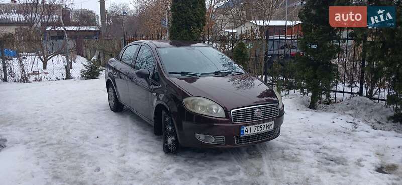 Fiat Linea 2012
