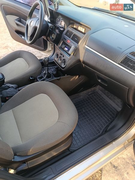 Седан Fiat Linea 2011 в Золотоноше