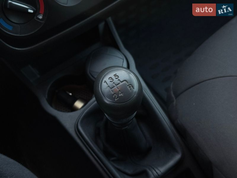 Седан Fiat Linea 2012 в Харькове фото 22 Седан Fiat Linea 2012 в Харькове