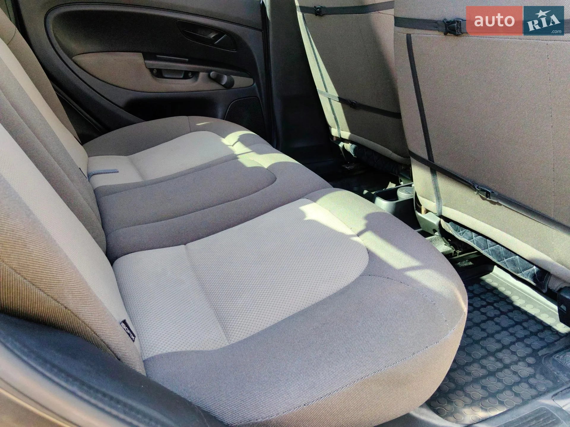 2011 Fiat Linea - мініатюра 31