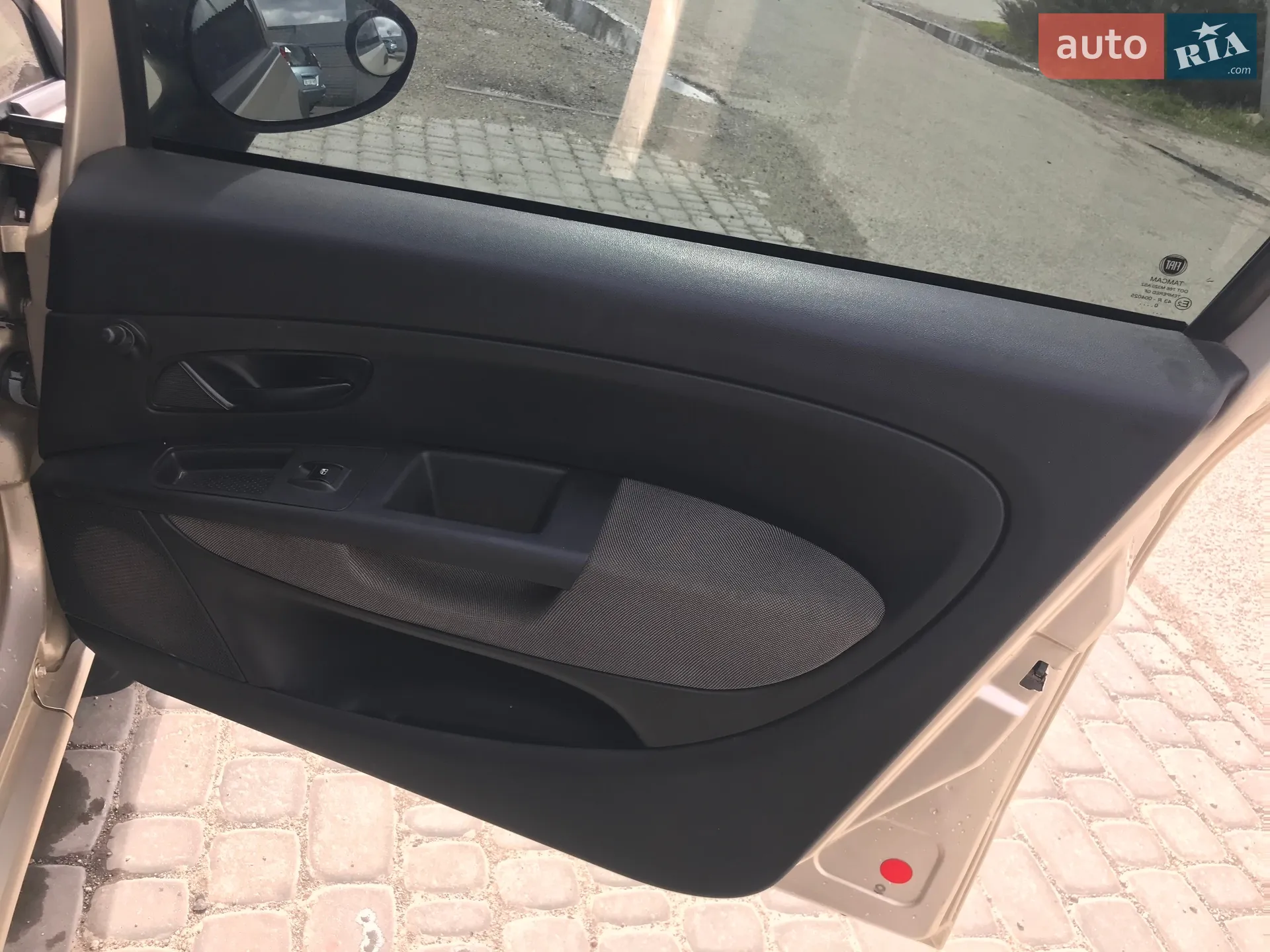 2010 Fiat Linea - мініатюра 9