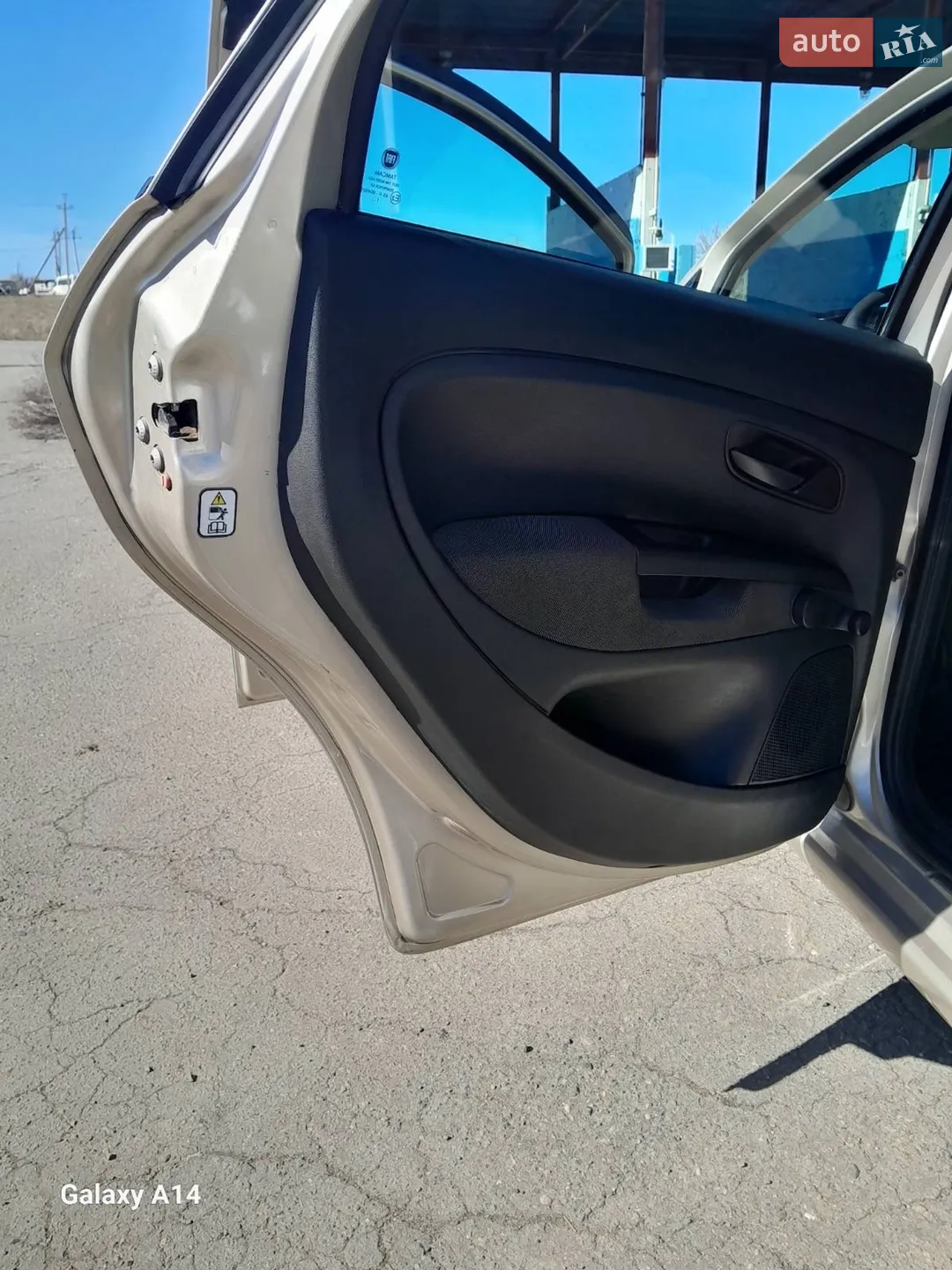 2012 Fiat Linea - мініатюра 12