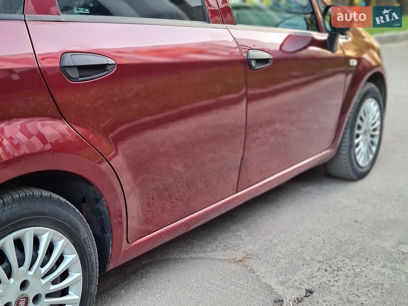 Седан Fiat Linea 2010 в Житомире