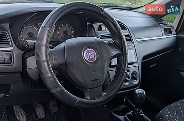 Седан Fiat Linea 2007 в Ровно