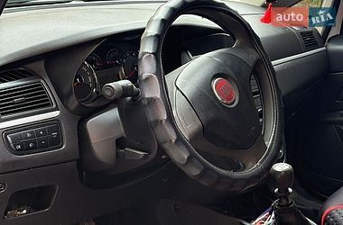 Седан Fiat Linea 2012 в Ладыжине
