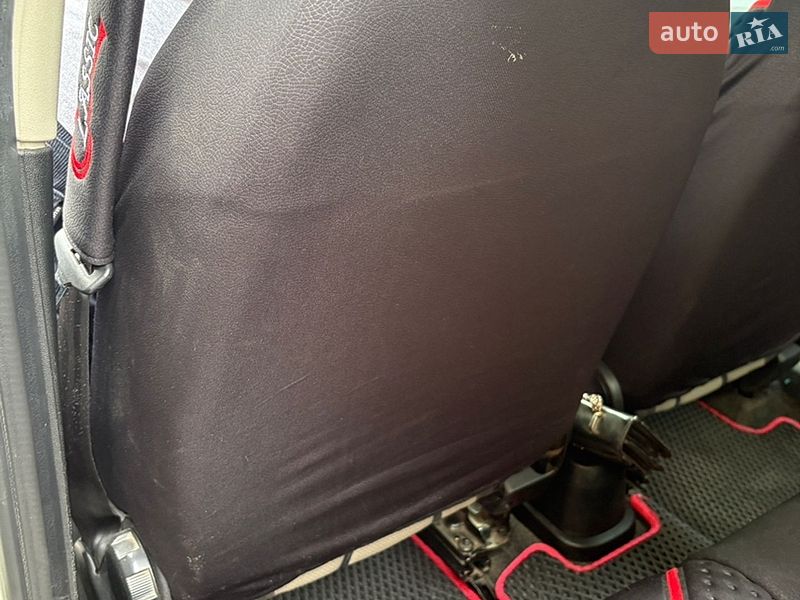 Седан Fiat Linea 2012 в Ладыжине