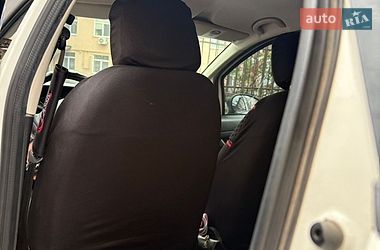 Седан Fiat Linea 2012 в Ладыжине