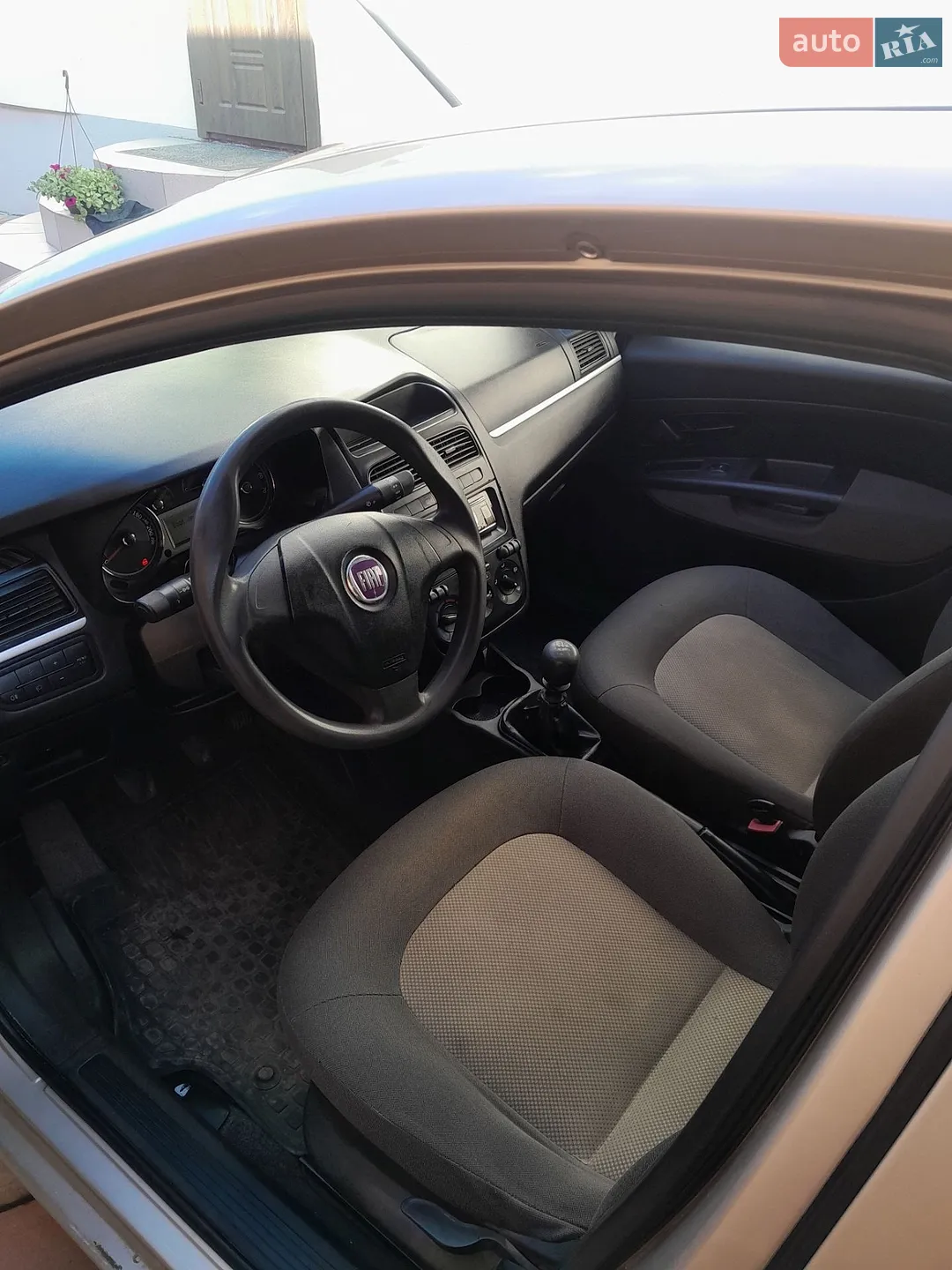 2012 Fiat Linea - мініатюра 9