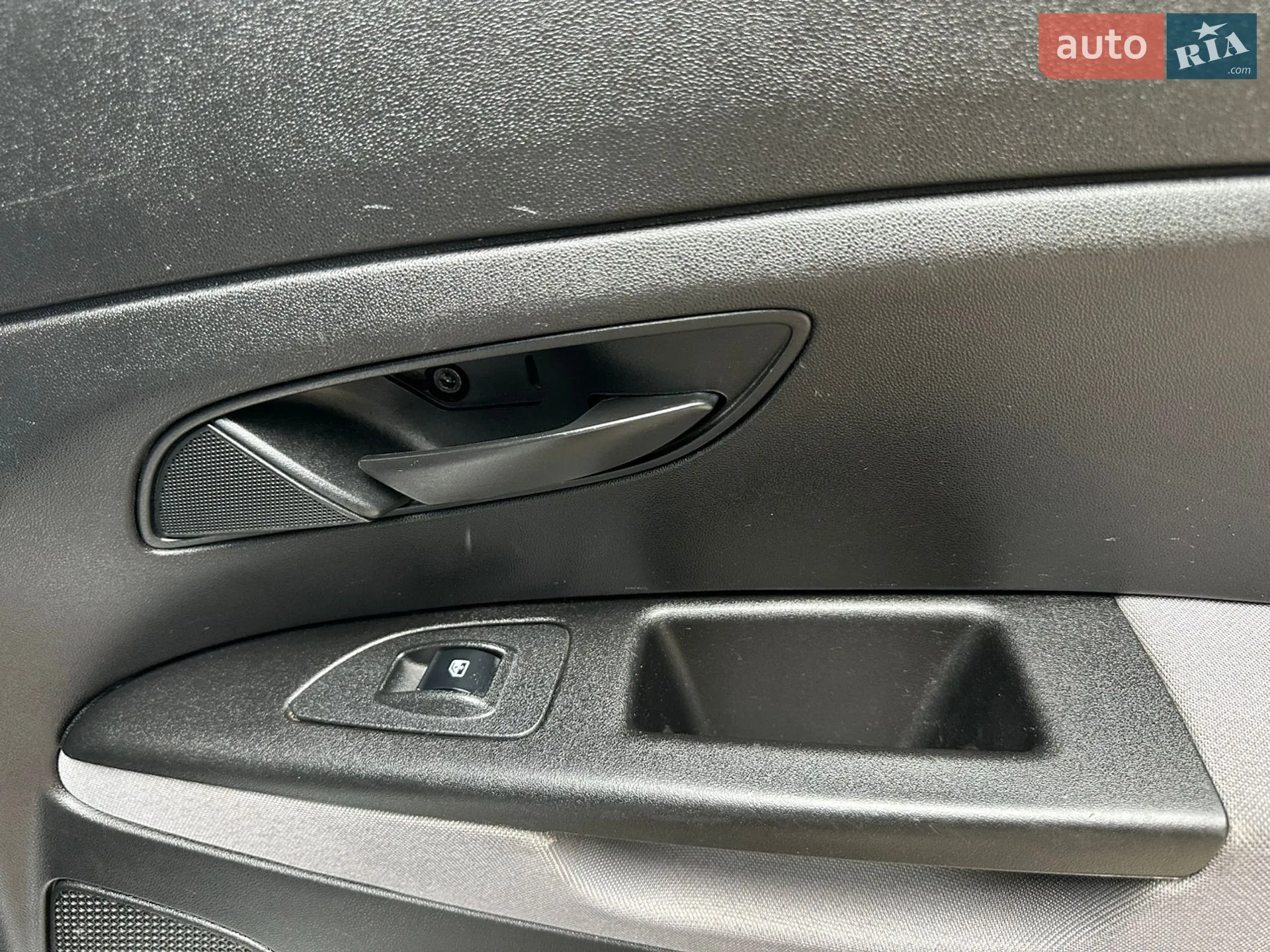 2015 Fiat Linea - мініатюра 37