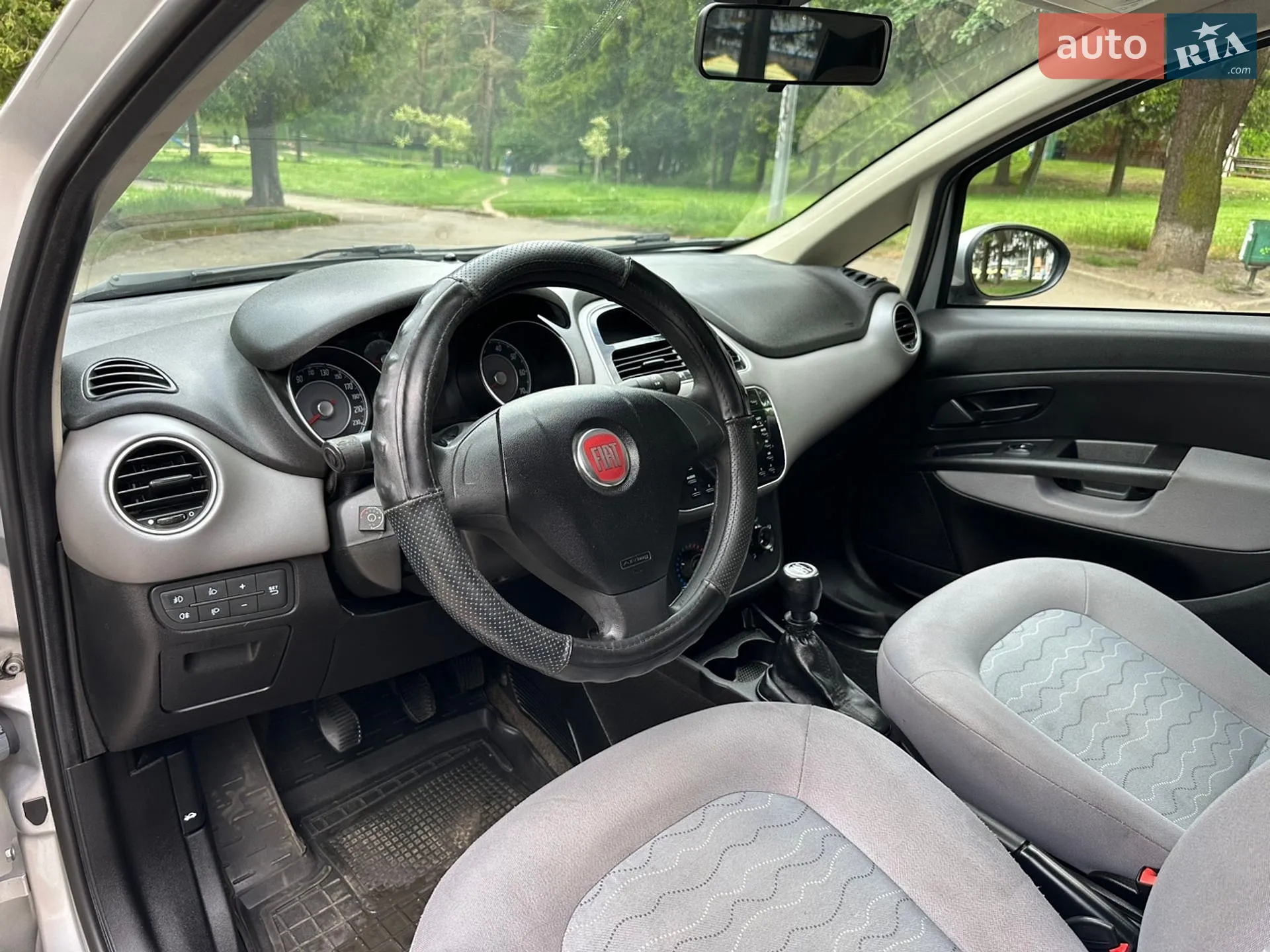 2015 Fiat Linea - мініатюра 45