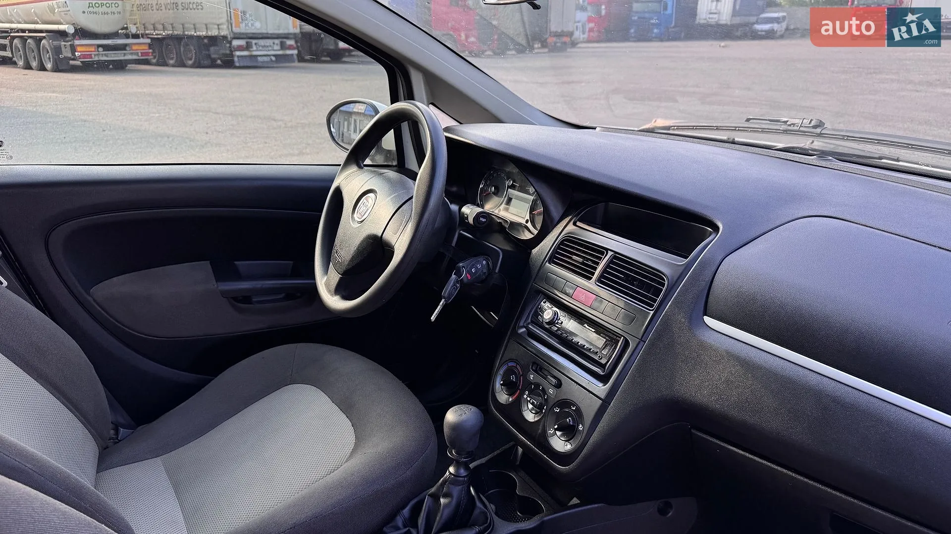 2012 Fiat Linea - мініатюра 20