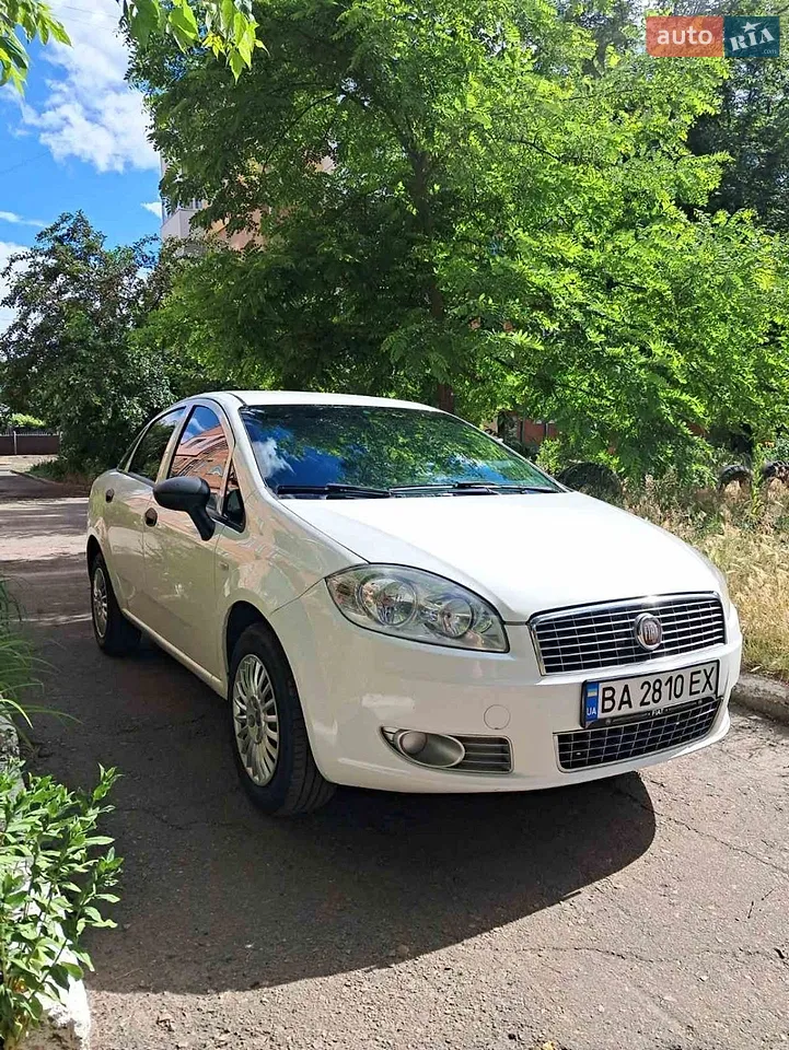 2013 Fiat Linea - мініатюра 12