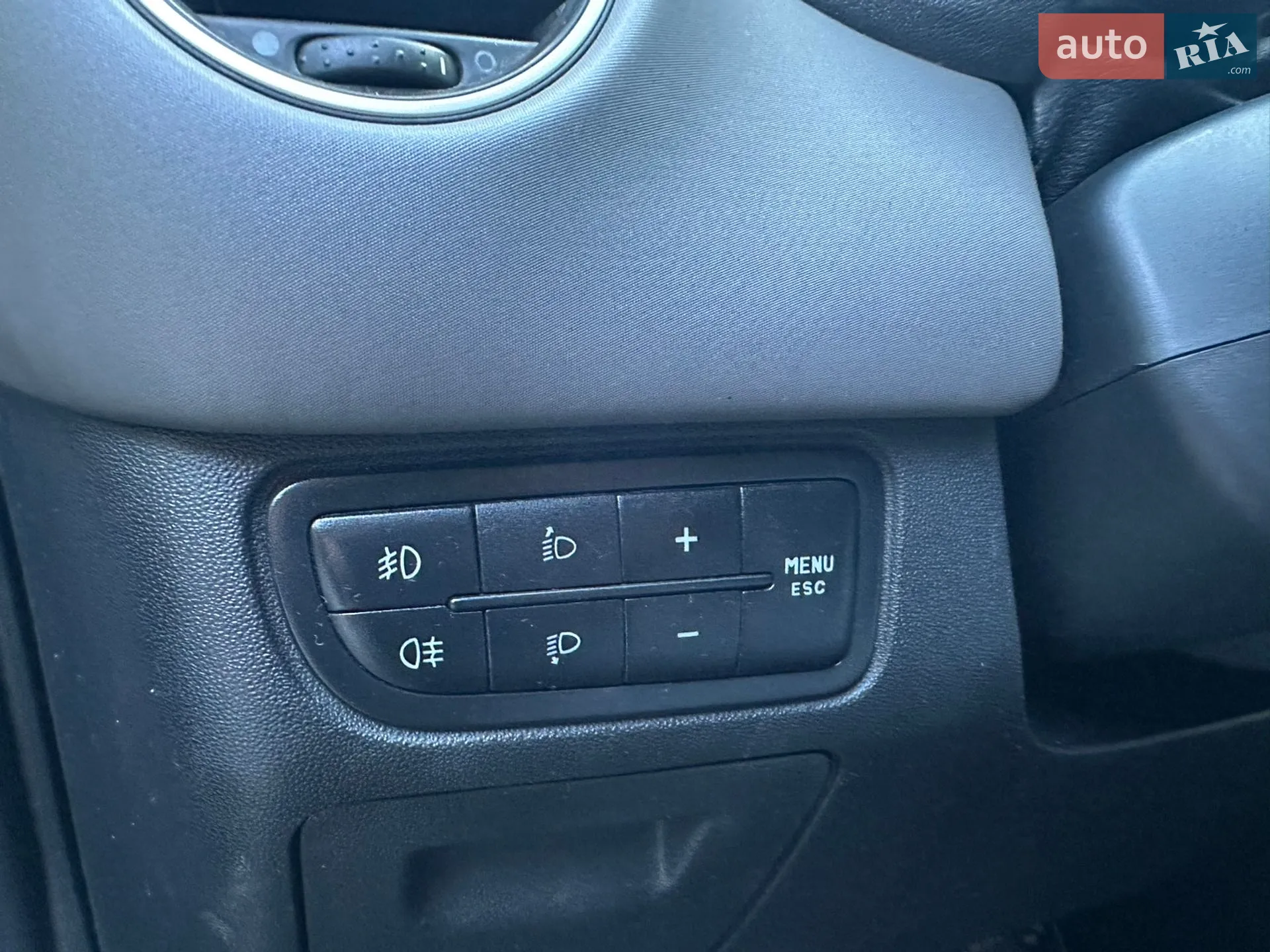 2013 Fiat Linea - мініатюра 19