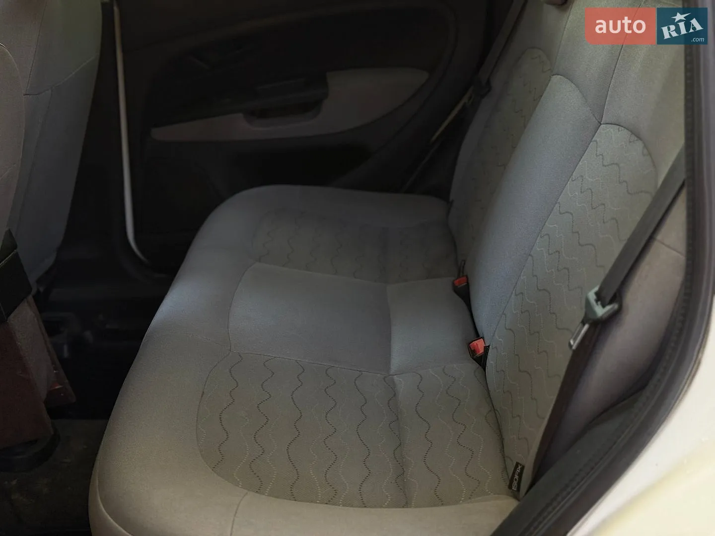 2013 Fiat Linea - мініатюра 13