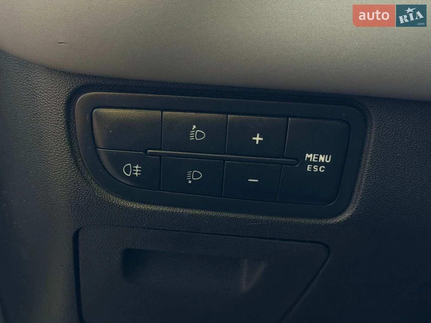 2013 Fiat Linea - мініатюра 16