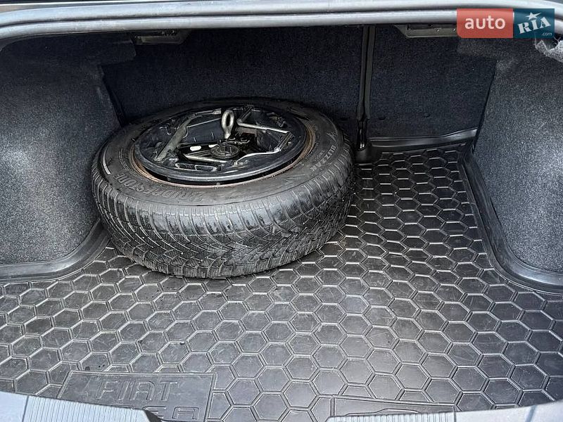 Седан Fiat Linea 2010 в Полтаве