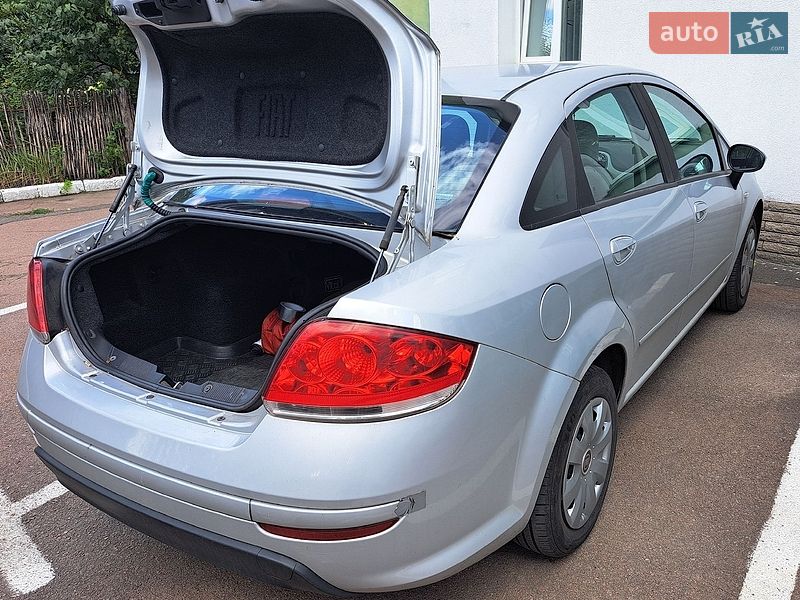 Седан Fiat Linea 2013 в Киеве фото 5 Седан Fiat Linea 2013 в Киеве