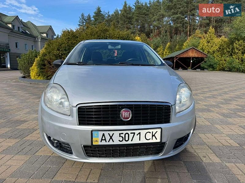 Седан Fiat Linea 2011 в Судовой Вишне