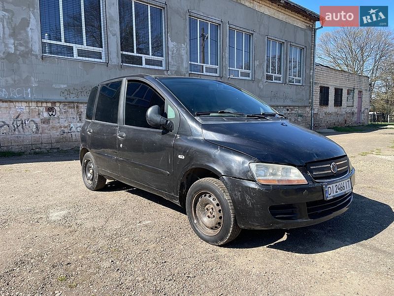 Микровэн Fiat Multipla 2004 в Черновцах