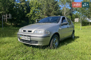 Хэтчбек Fiat Palio 2003 в 