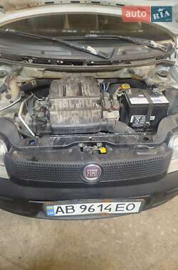 Хэтчбек Fiat Panda 2011 в 
