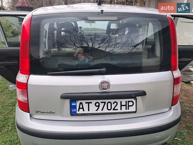 Хэтчбек Fiat Panda 2012 в Ивано-Франковске