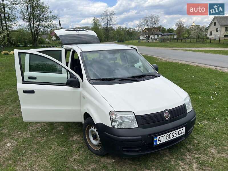 Хэтчбек Fiat Panda 2011 в Ивано-Франковске
