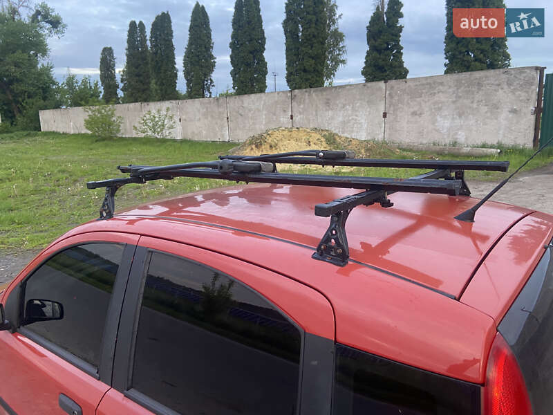 Хэтчбек Fiat Panda 2004 в Глинянах