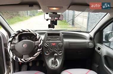 Хэтчбек Fiat Panda 2011 в 